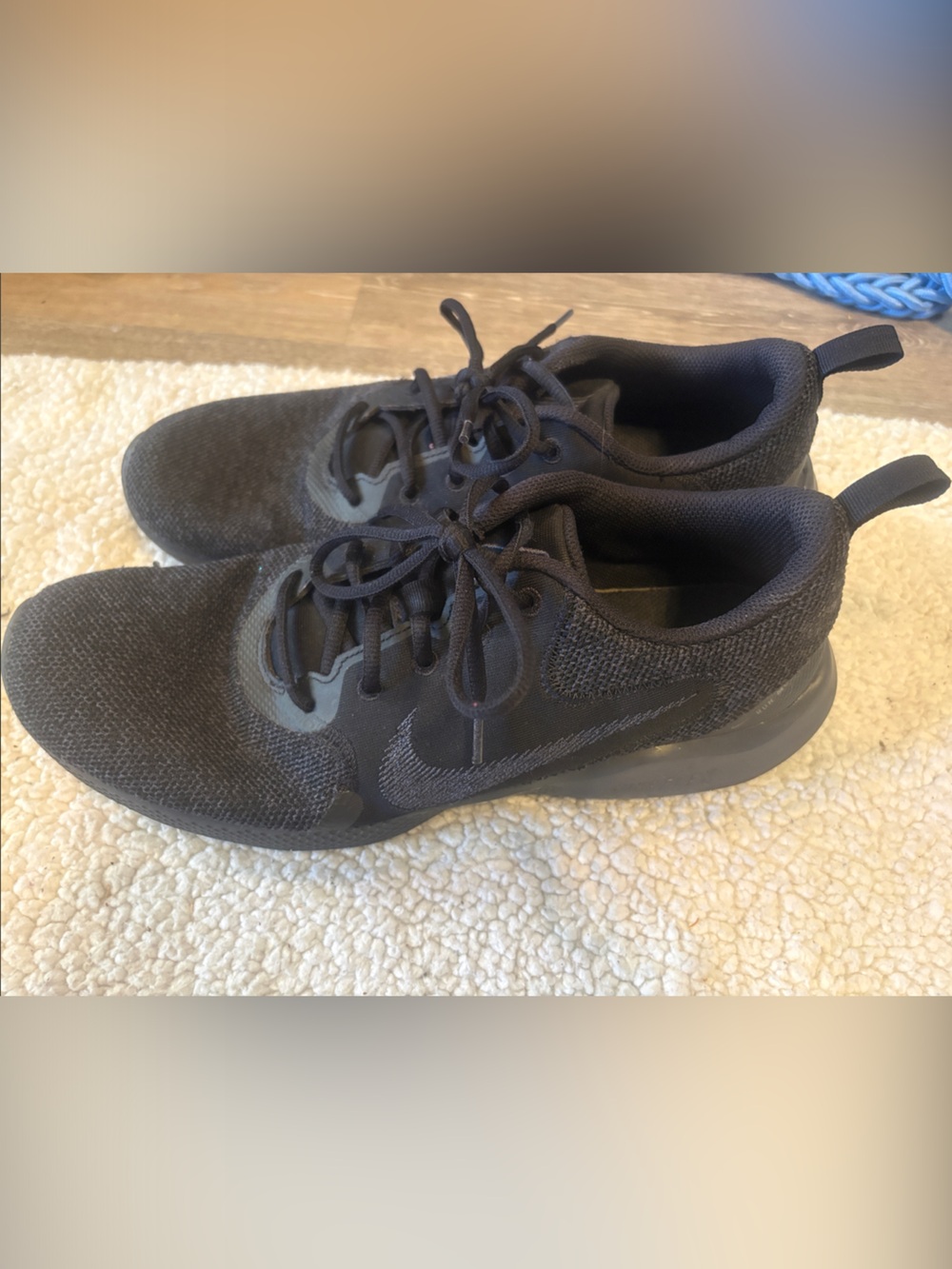 Nike Men's Black Knit Running Sneakers